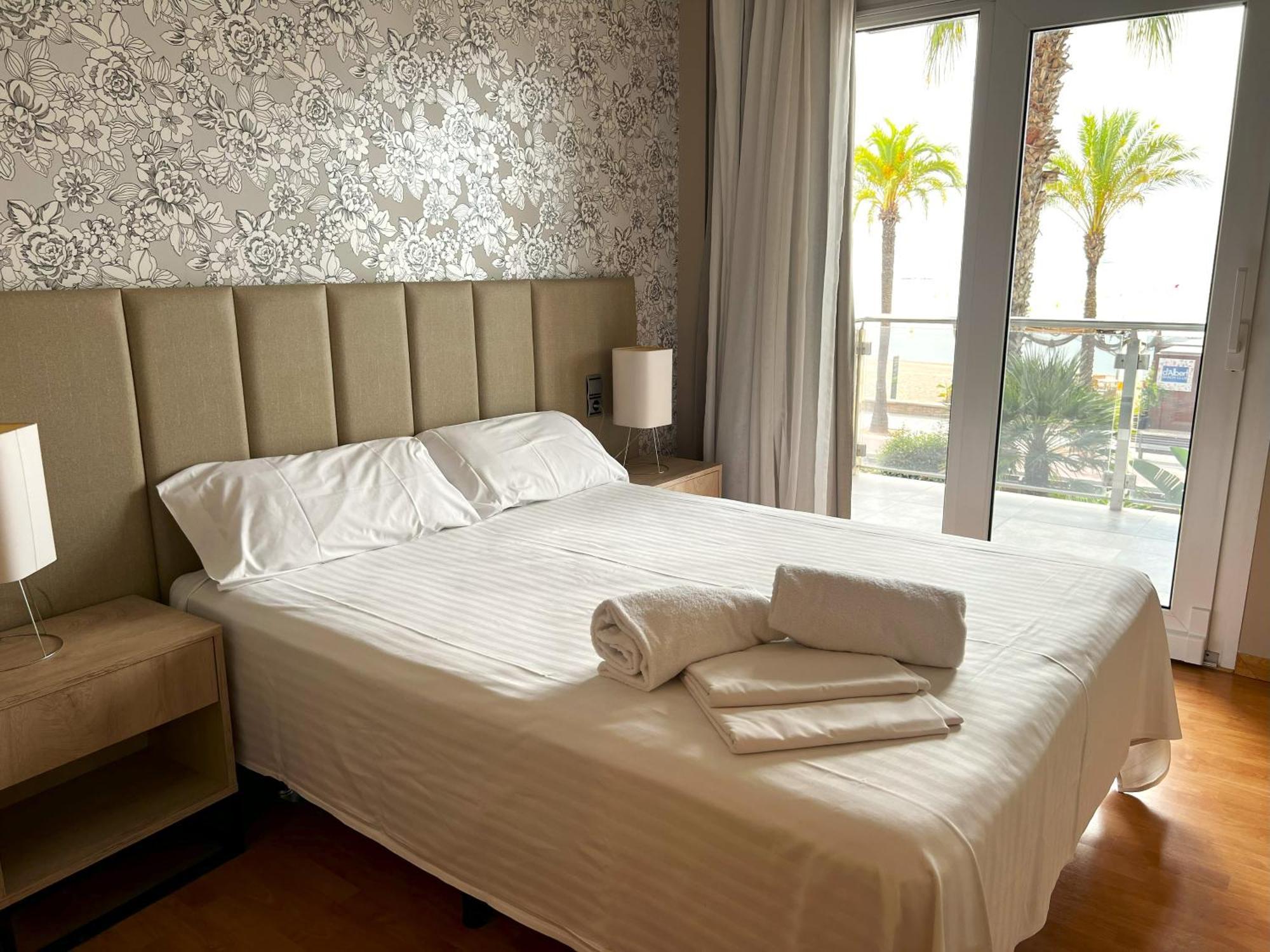 סאלו Apartamentos Las Palmas VII Family Only מראה חיצוני תמונה
